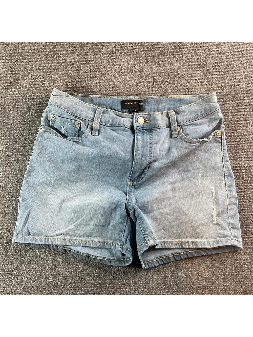 Banana Republic Women's Low Rise Premium Denim Shorts Light Wash Size 4 / 27